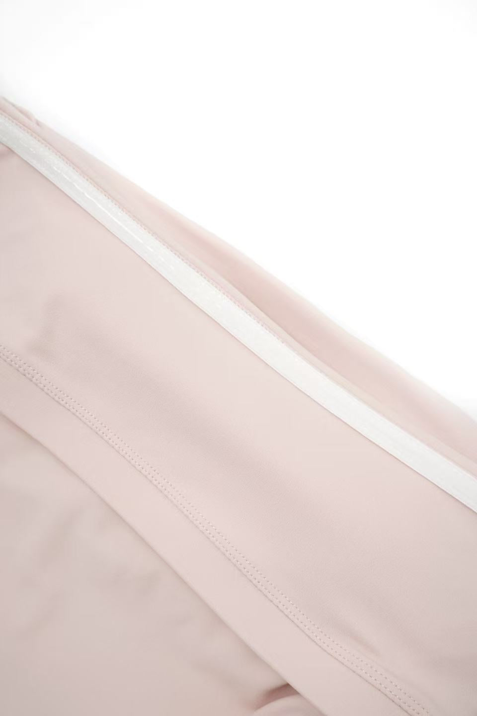 Acqua Épure｜Pink Bandeau Set & High-Waisted Yoga Shorts Women’s Running Pilates Activewear